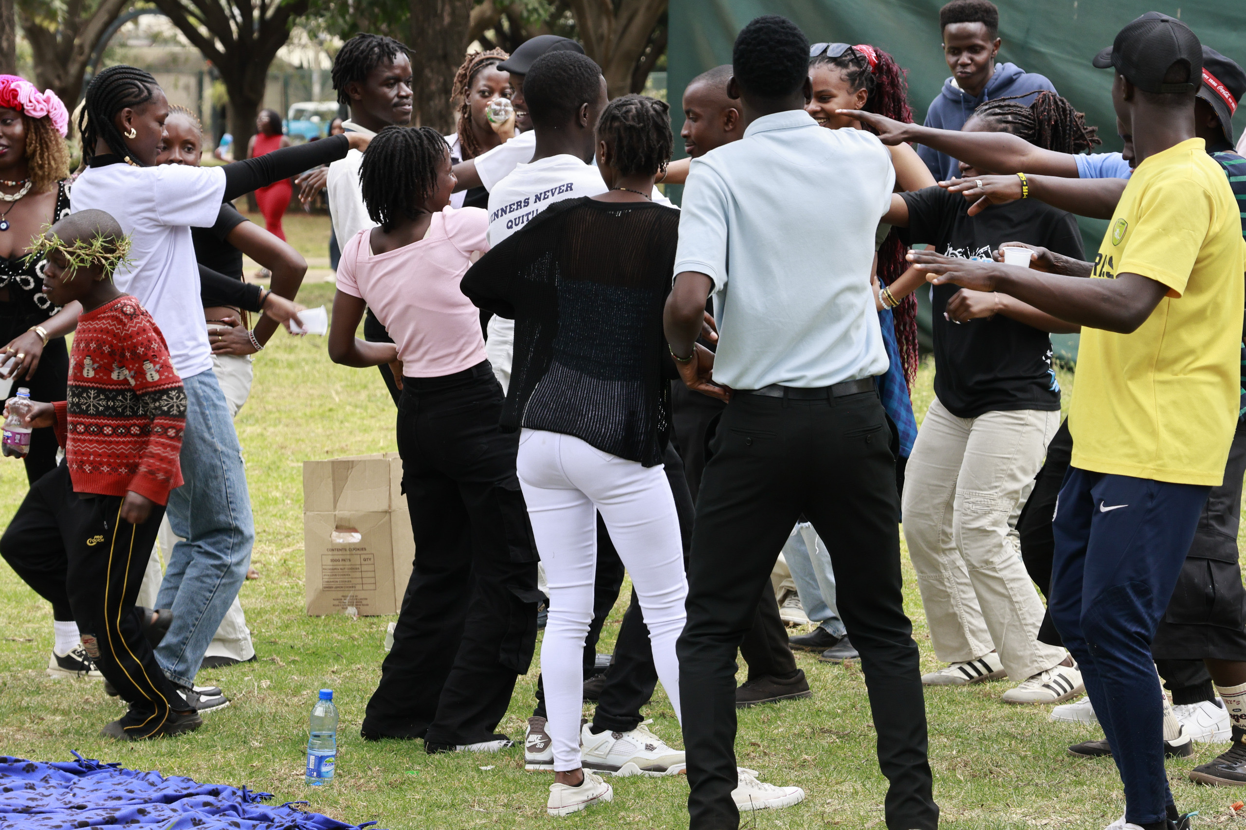 E7023537 B0bc 4fdc 9cf4 053a63a36e35